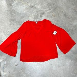 Red polyester top with flare sleeves / Size XL / Belle Sky Brand